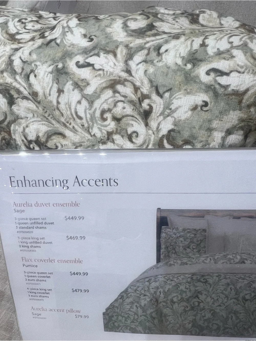 Haverty’s Duvet Ensemble, Aurelia Sage, King. New. Gorgeous Scroll Pattern
